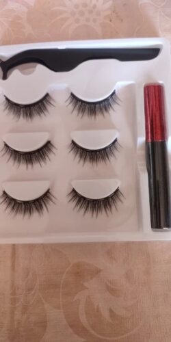 Chic Magnet 3-Pair Lash and Liner Kit & Tweezer photo review