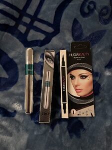 Velvet Lash 4D Mascara+ Free Gift Eyeliner Stamp photo review